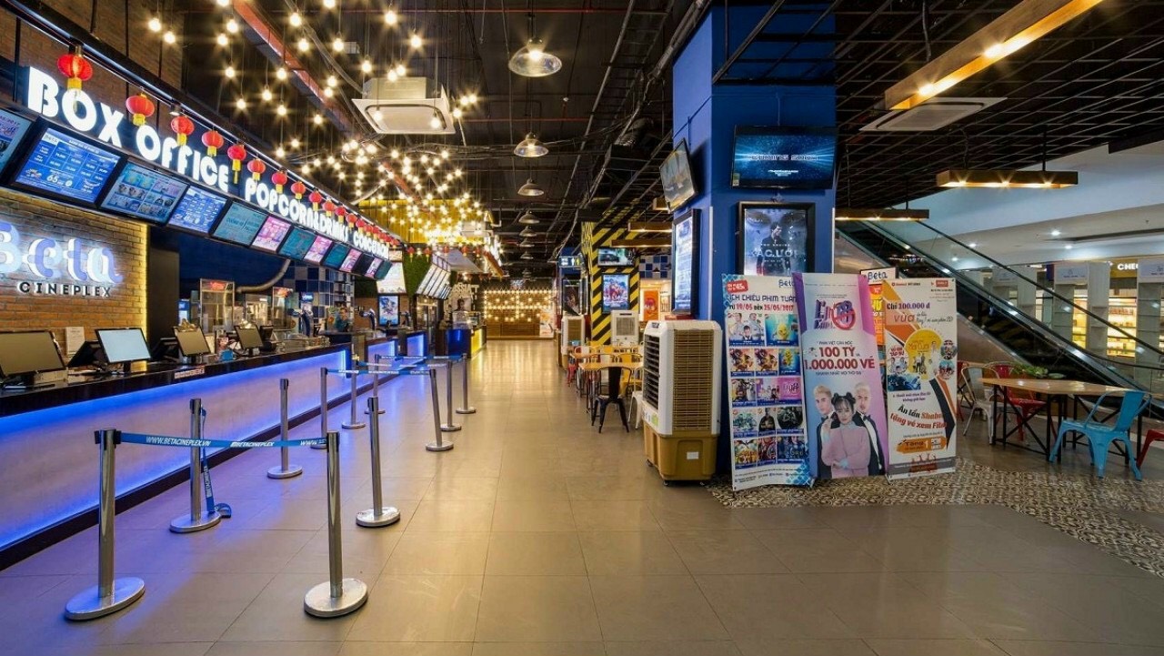 Rạp chiếu phim, siêu thị chung cư Xphomes Star Tân Tây Đô
