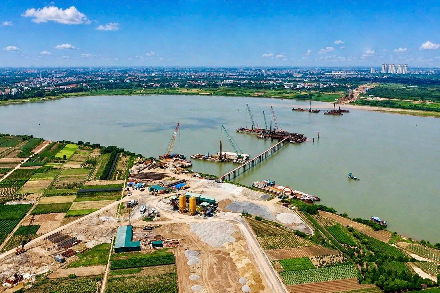 Tiến độ cầu Ngọc Hồi cập nhật tháng 5/2026