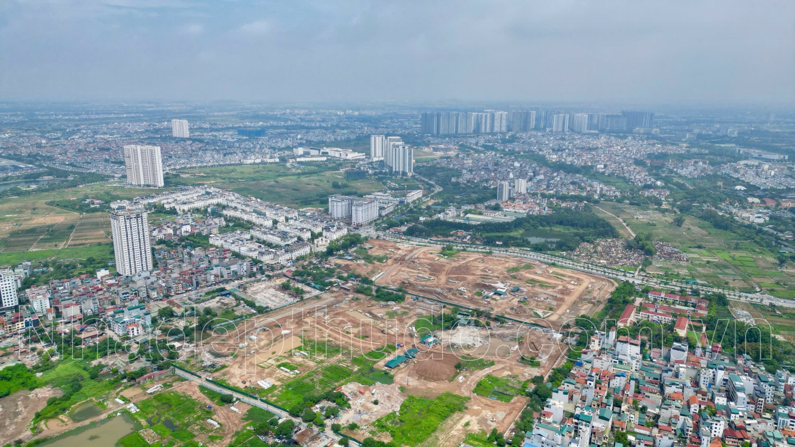 Toàn cảnh đường Lê Quang Đạo kéo dài với tên gọi mới đường Bạch Thành Phong